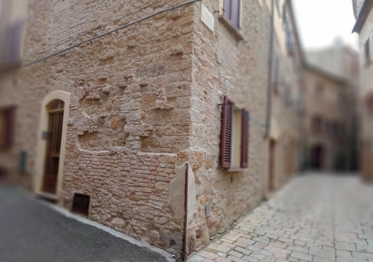Appartamento Il Mandorlo Nel Centro Di Volterra Exterior photo